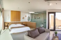 BEIDOU - balcony