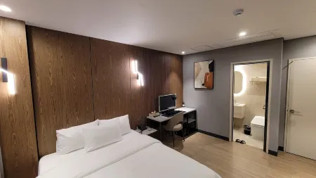 Hound Hotel Incheon Airport
