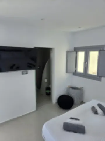 Tataki Family Hotel Fira