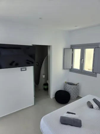 Tataki Family Hotel Fira