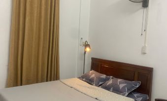 Hoa Lu Old Town House