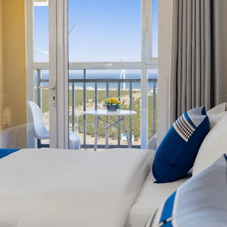 Daddy's Holiday Apartment (Diamond Beach Store in Naxiang Seaview District)