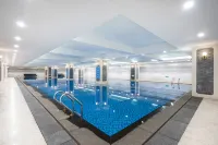 Yueyang Hotel - Pools