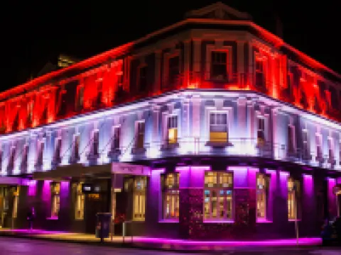 The Cambridge Hotel & Backpackers Hotels in Wellington