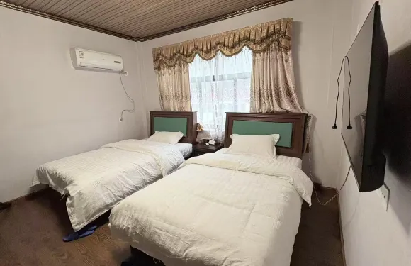 洛扎安康家庭旅館