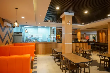 Townhouse Oak Palembang near Palembang Golf Club formerly KR Hotel