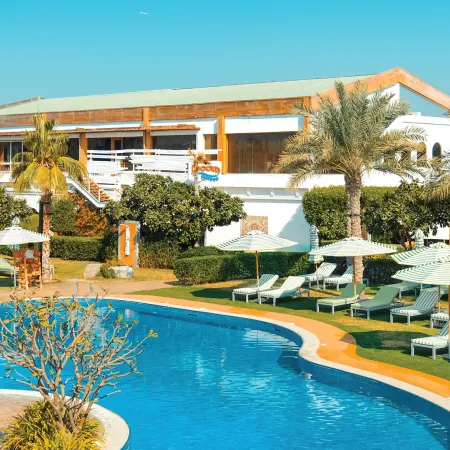 Dubai Marine Beach Resort & Spa