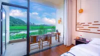 FIoating Life Dream Lake View Homestay