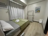 Near MOA beside Okada Pet Friendly 1BR 3 pax  WIFI 8T