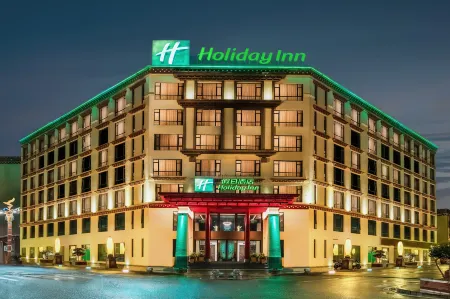 Holiday Inn Batang Отели в г. Батан
