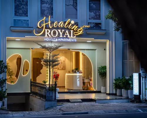 皇家療愈 - 富美興 Sân vận động CIS附近的飯店