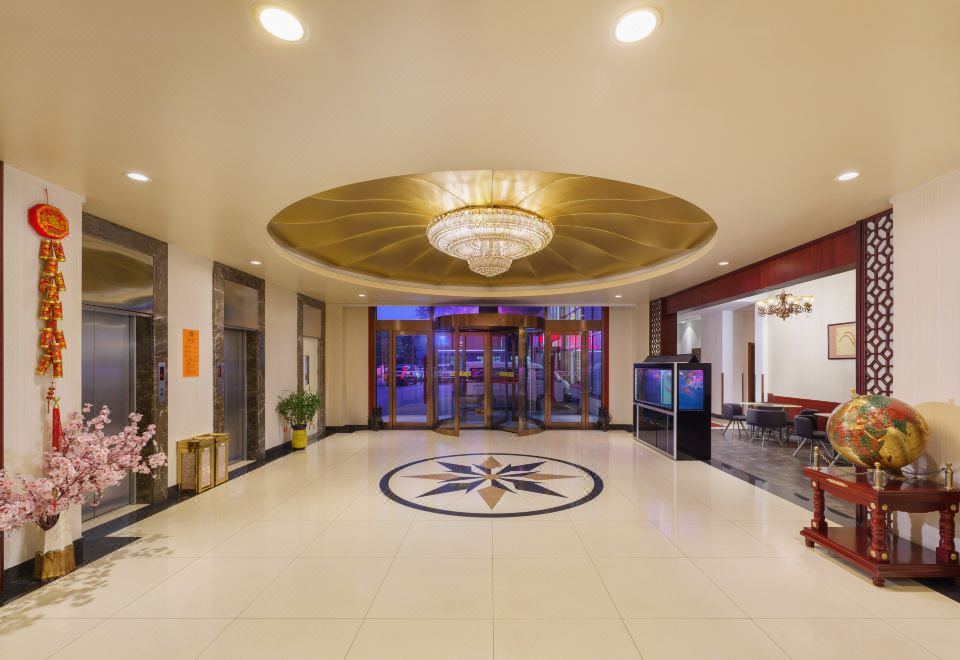 3. 다롄 홍 강 호..