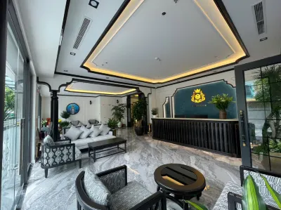 Royal Hotel - Vinhomes Ocean Park 3 Hotels near VinWonders Water Park