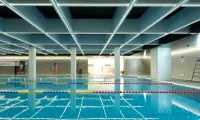Ningbo World Hotel - piscina