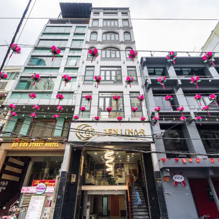 Golden Lunar Hotel - Bui Vien Walking Street, District 1 Отели рядом с достопримечательностью «Район 1»