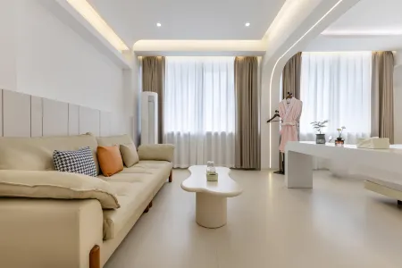 Rensheng Live · Nan Zhi Bei · Family Homestay (Ergun Wetland Scenic Area)