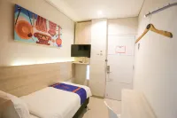 Front One Cabin Hotel Semarang