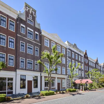 Hotel Amsterdam Huis Ten Bosch Hotel berhampiran Stesen Haiki