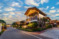 Longjiang Years Hot Spring Hotel Hotels in 