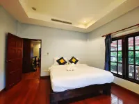 Secure 3 Bedroom Villa near beach