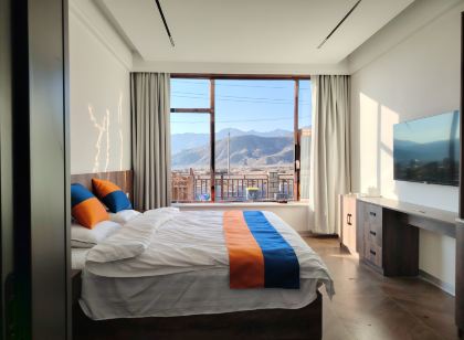 呼和浩特·山與小舍·馬背上的夢鄉·自然風光休閒度假民宿