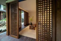 Zhuoyin Mountain House Private Hot Spring Homestay (Dujiangyan Scenic Area Nanqiao)