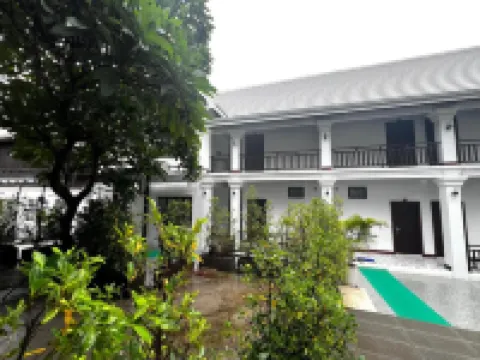 Dawn Boutique Luangprabang Hotel Hoteles cerca de Wat Aham