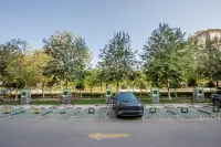 YI NING YI DA DUAN LAN HOTEL - parking