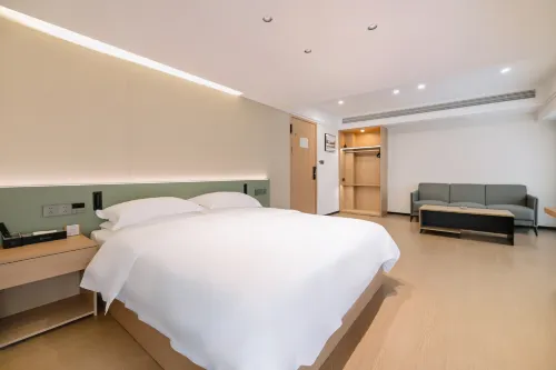 Ruihao Hotel (Suihe Garden Branch, Renmin Zhong Road)