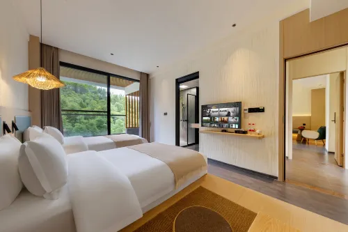 Mingyue Songjian Homestay (Heyuan Zijin Jiuhe Hot Spring) - 3 ดาว