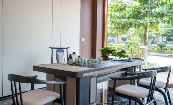 Zhenkang Jindu Hotel