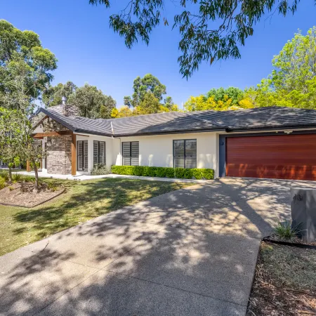 Jacaranda Amber The Vintage Golfside Luxe Villa Hunter Valley