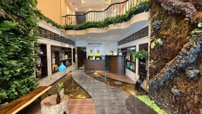 河內輝煌水療酒店 鄰近The Real Kangaroo Cafe的酒店