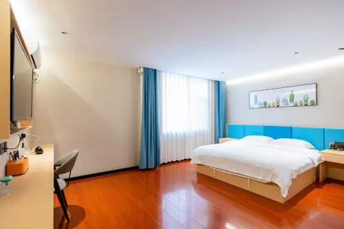 Dingfeng International Hotel (Dezhou High-speed Rail East Station)