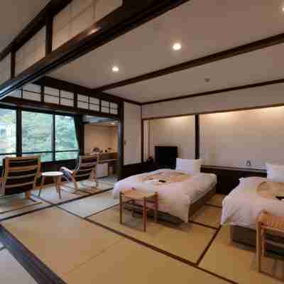 草津ホテル1913 Rooms