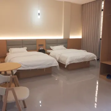 Donglan Bachou Resort Hotel