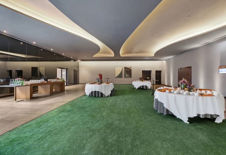 2. 힐튼 포르토 가..