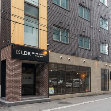 Grand Hostel Ldk Odori Park