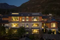 Qiaomu Family · Axiangge Country Retreat Naxi Culture & Art Collection Ultra-Luxury Boutique Stay - Ocean View