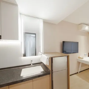 Chifeng CJIA Apartment (Hongshan Wanda Plaza)