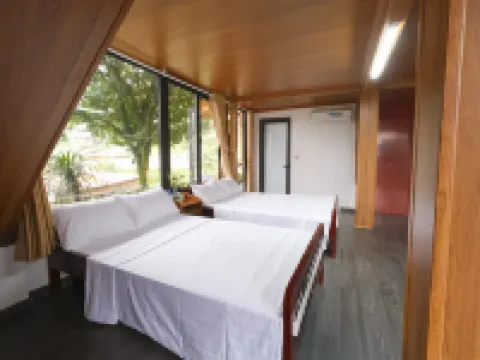 Co May Wonder Hotels in Moc Chau District