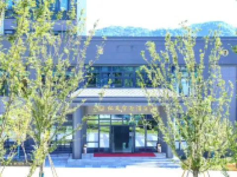 Pan'an Hongting University Hotel Hotels in Pan'an