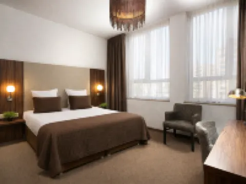 ホテル ラレーヌ アイントホーフェンのホテル