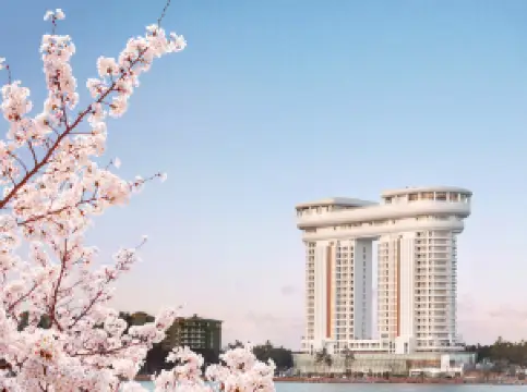 โรงแรมสกายเบย์ กยองโพ