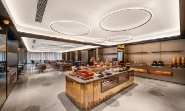 Shangrao High Speed Railway Station Crystal Orange Hotel