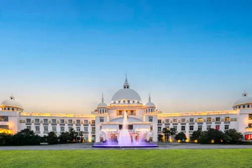 Grand Hotel Overseas Traders Club
