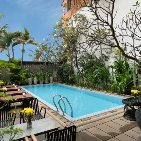 Dusit Hotel Siem Reap Отели рядом с достопримечательностью «Псар Чаас (Старый Рынок)»