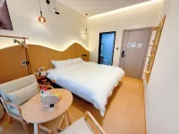 Yijianlu Homestay (Xingyi High-Speed Railway South Station) - Mountain View