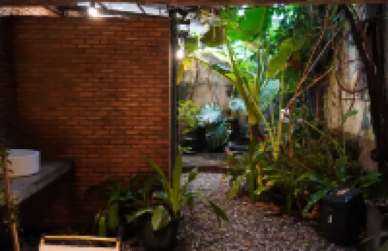 UdonBackpackers Beds and Cafe