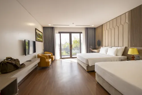 Mai Lakeside Hotel Ninh Binh - Near Hoa Lu Ancient Town